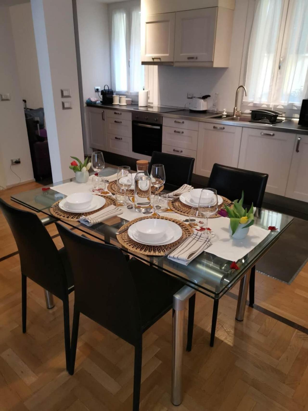 Ca Porticoes Apartment Bologna Buitenkant foto